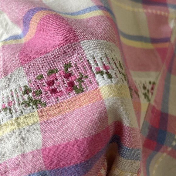 Vintage Madison Avenue Embroidered Pink Plaid Shirt M Petite Cottagecore Farmer - Picture 6 of 9